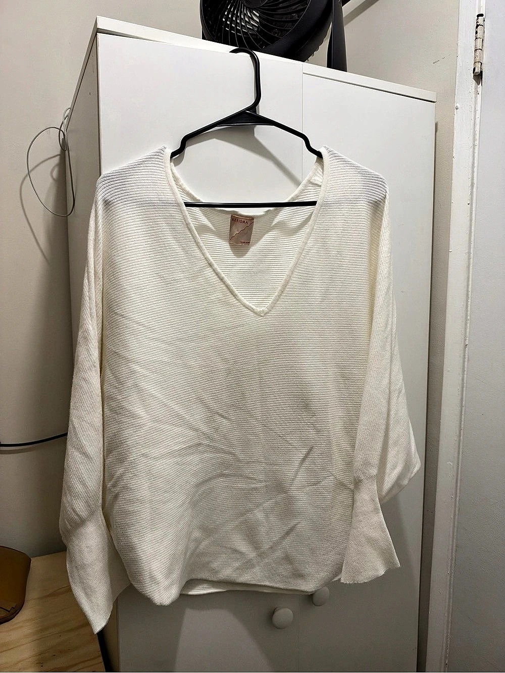 Kerisma White V-Neck Top Like New